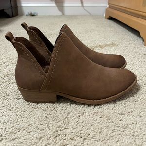 Womens Boots